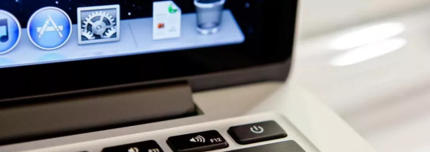 La vigilancia de la correspondencia y el correo electrónico por parte de la empresa y despido posterior